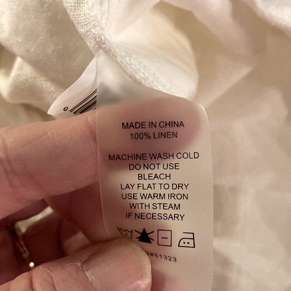 Vince Camuto pants, 100% linen, size Large, relaxed fit - Picture 5 of 5